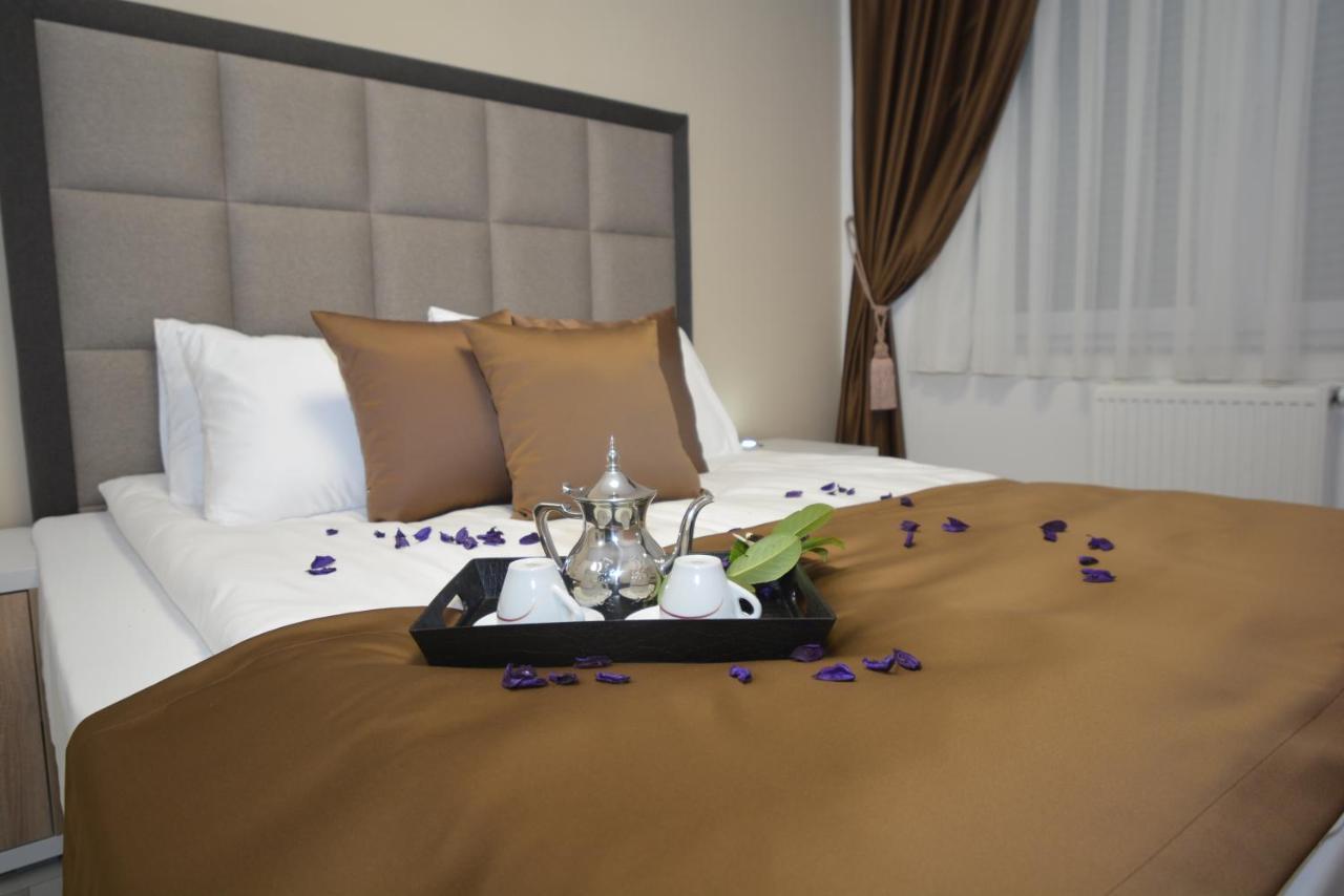 Apart Hotel Family Saraybosna Dış mekan fotoğraf