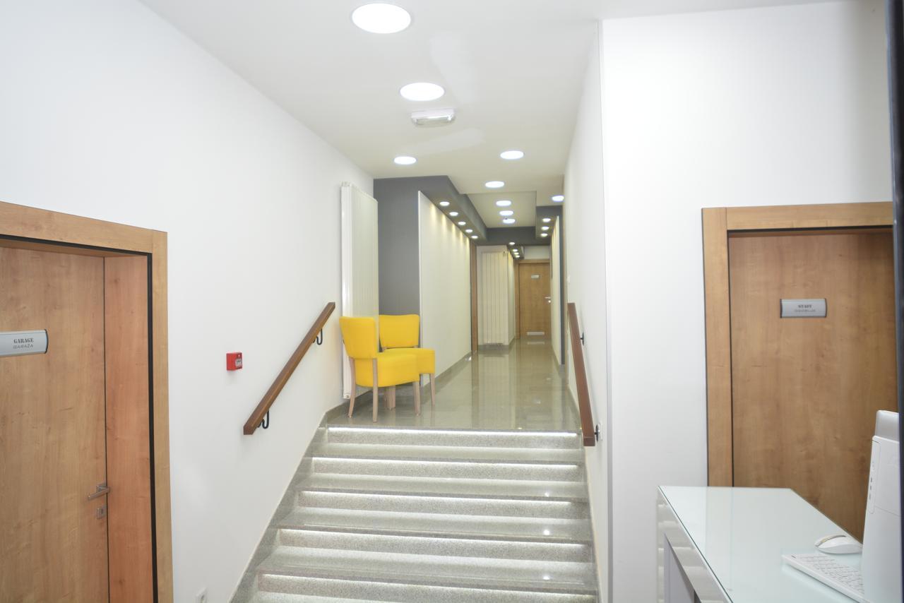 Apart Hotel Family Saraybosna Dış mekan fotoğraf