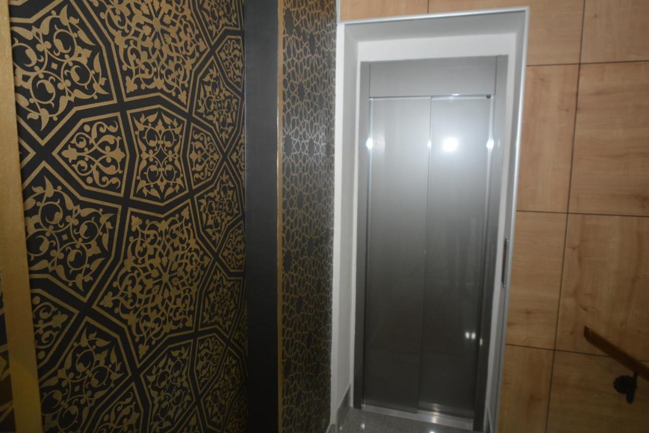 Apart Hotel Family Saraybosna Dış mekan fotoğraf