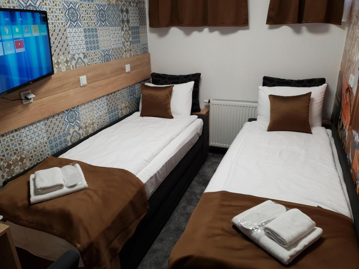 Apart Hotel Family Saraybosna Dış mekan fotoğraf